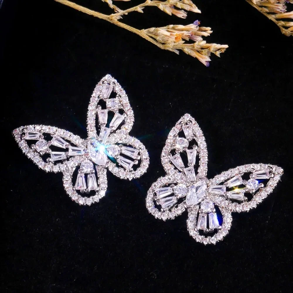NWT CUBIC ZIRCONIA BUTTERFLY EARRINGS - Picture 1 of 3
